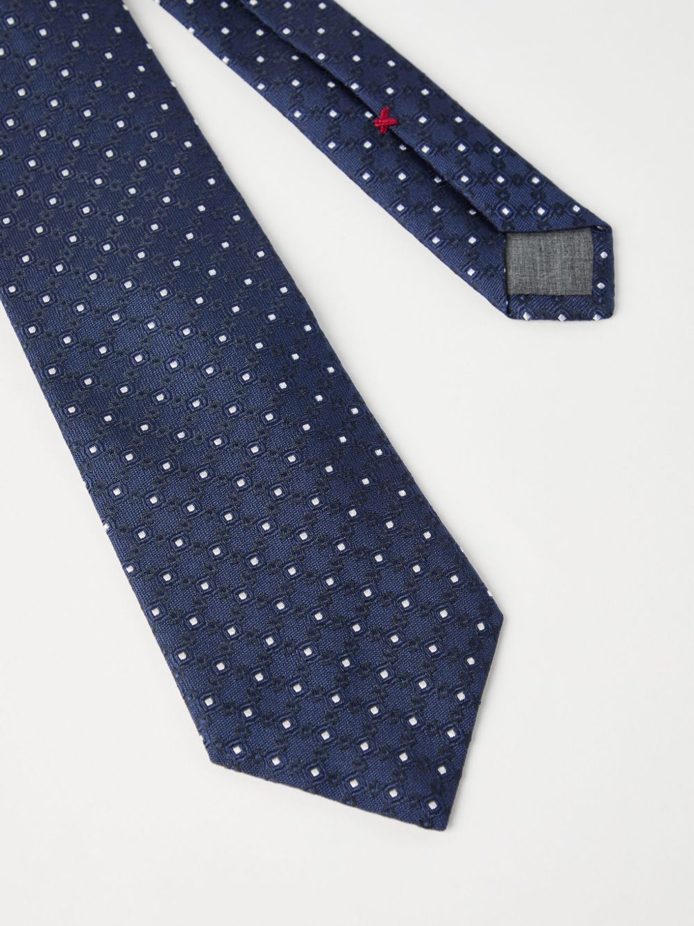dot-jacquard silk tie