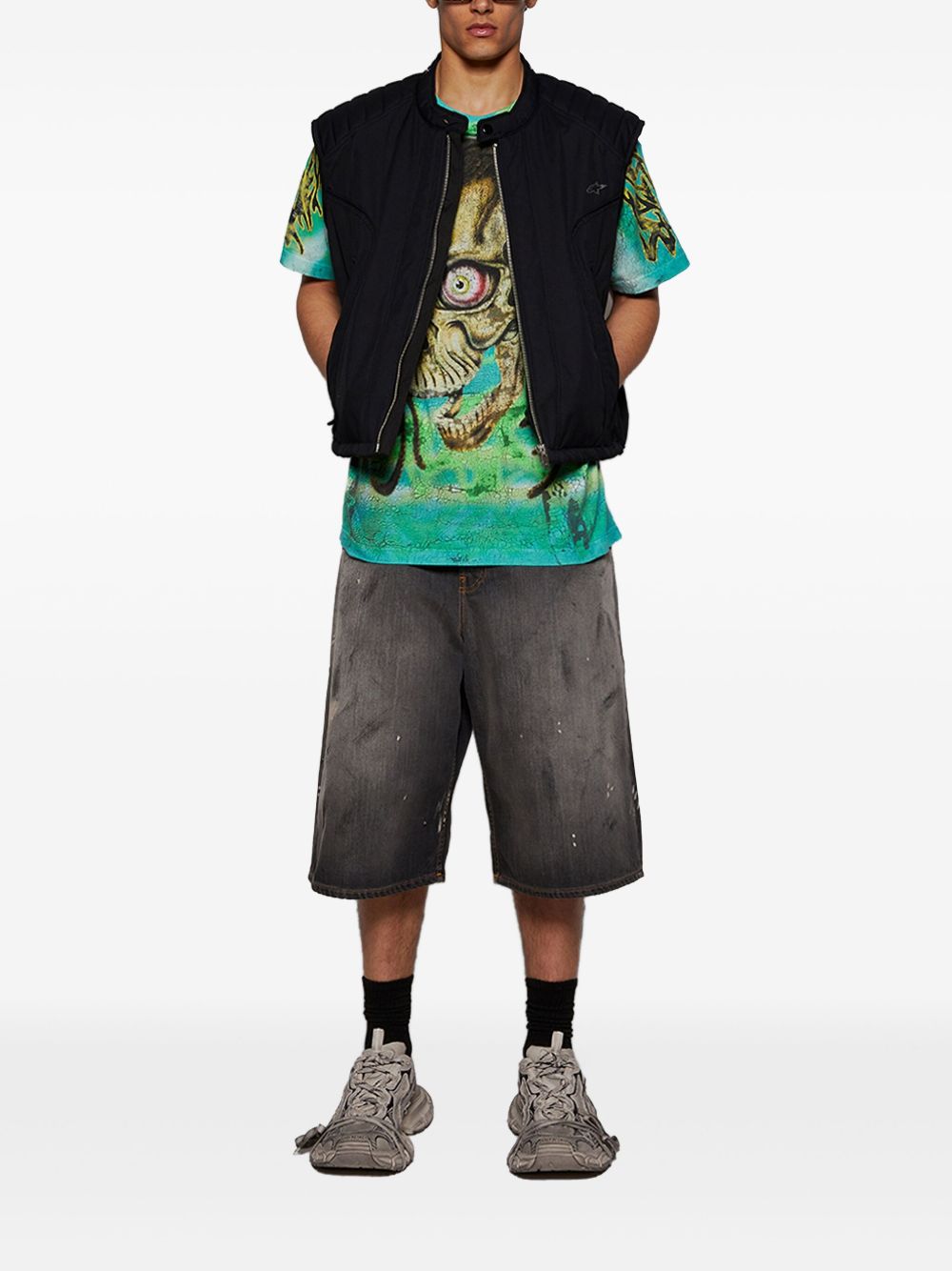 graphic-print T-shirt