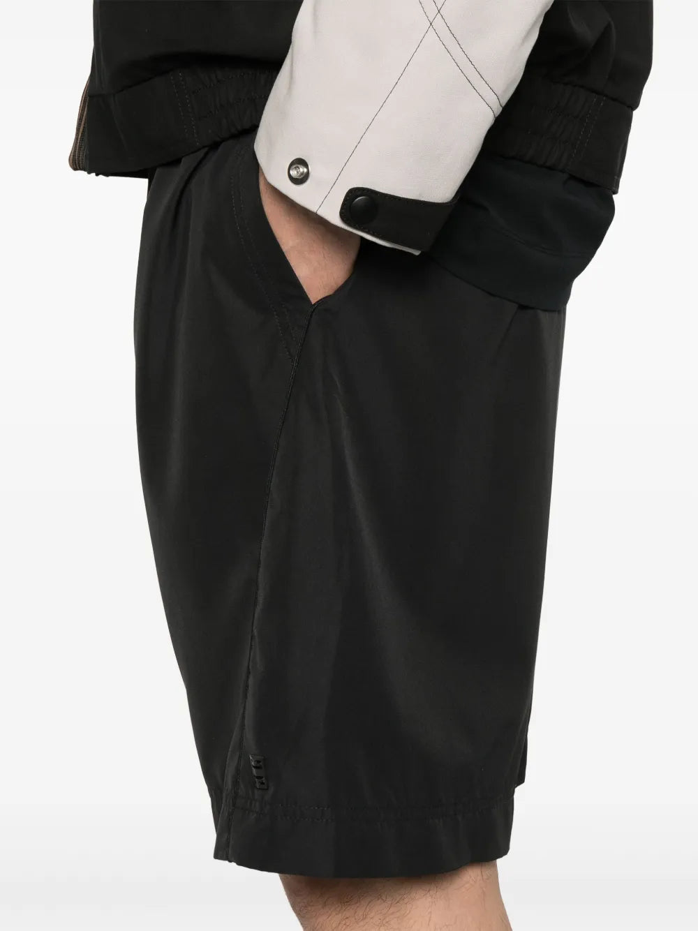 Elasticated-Waistband Shorts