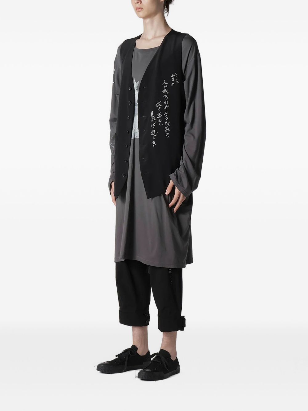 button-up text vest
