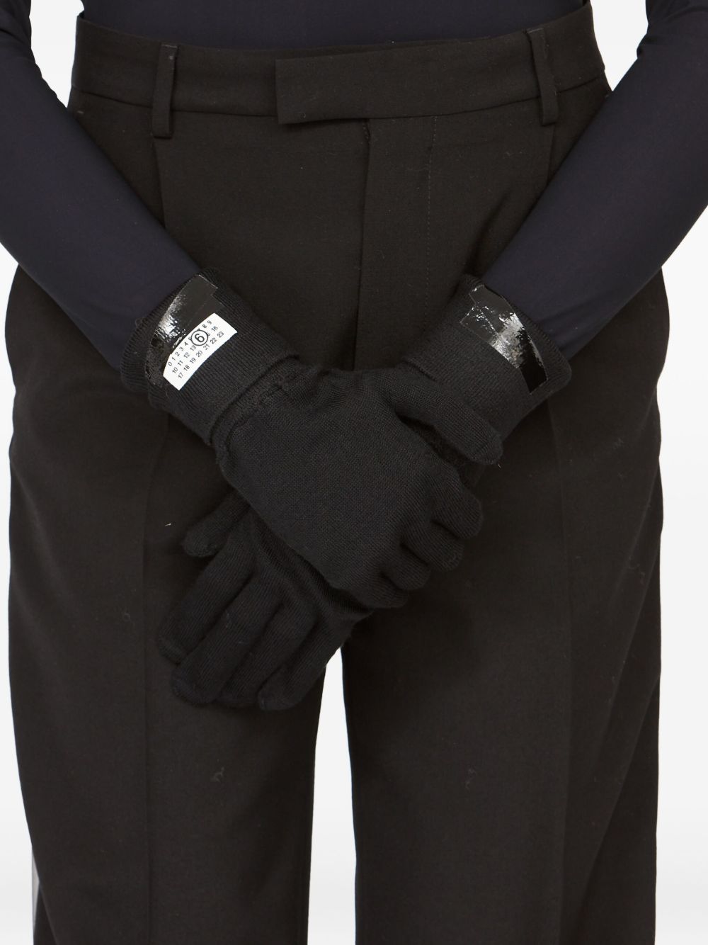 Numbers-motif gloves