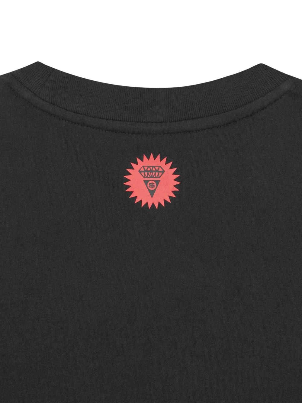 graphic-print t-shirt