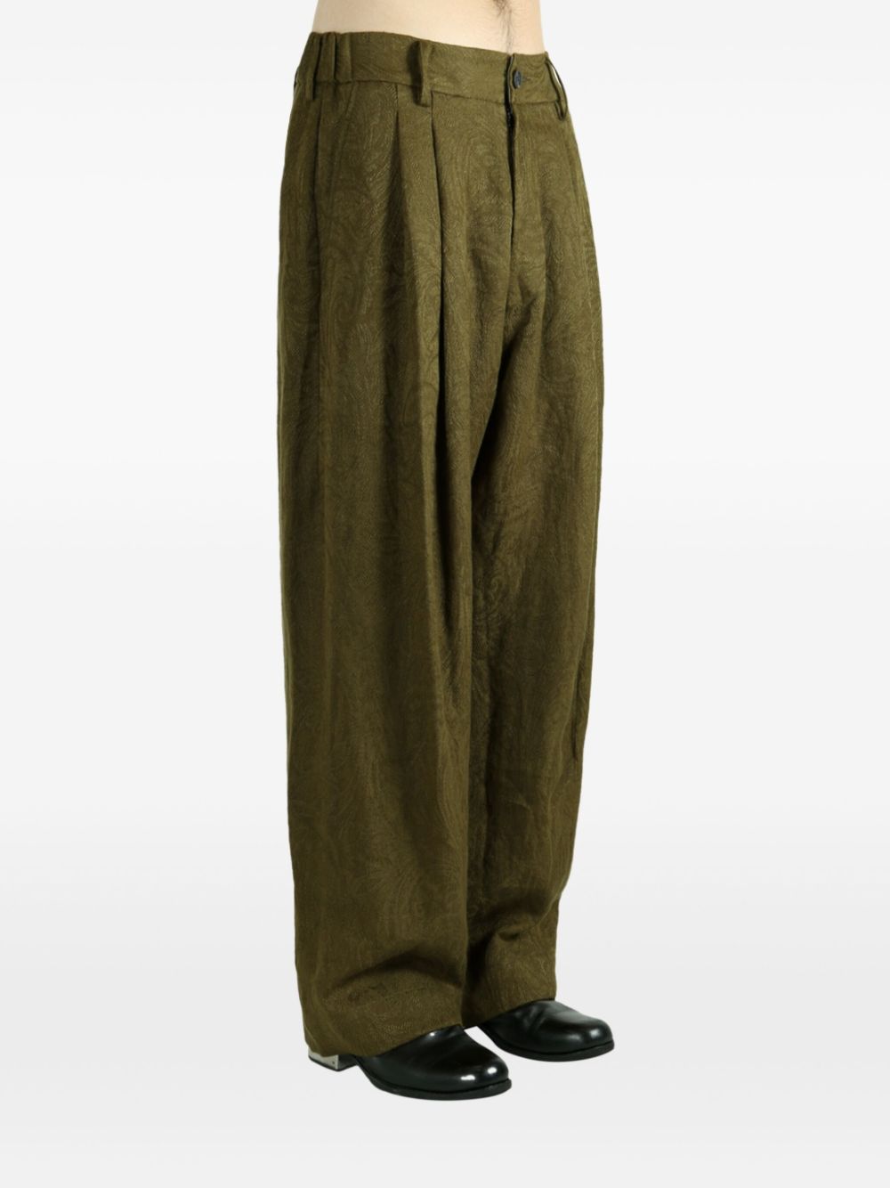 pleated patterned trousers