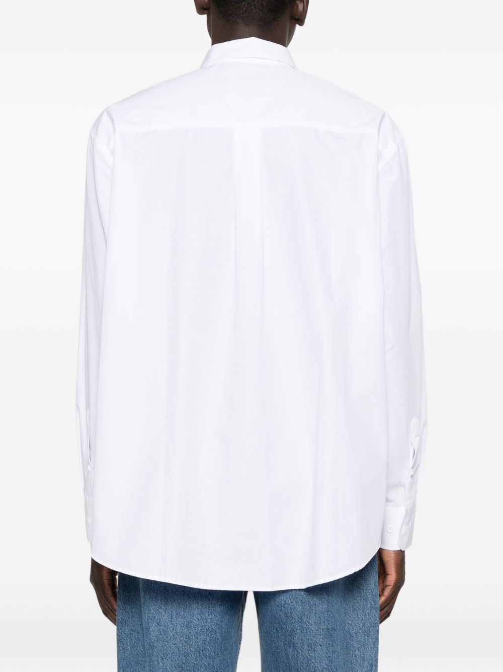 3D-lettering shirt