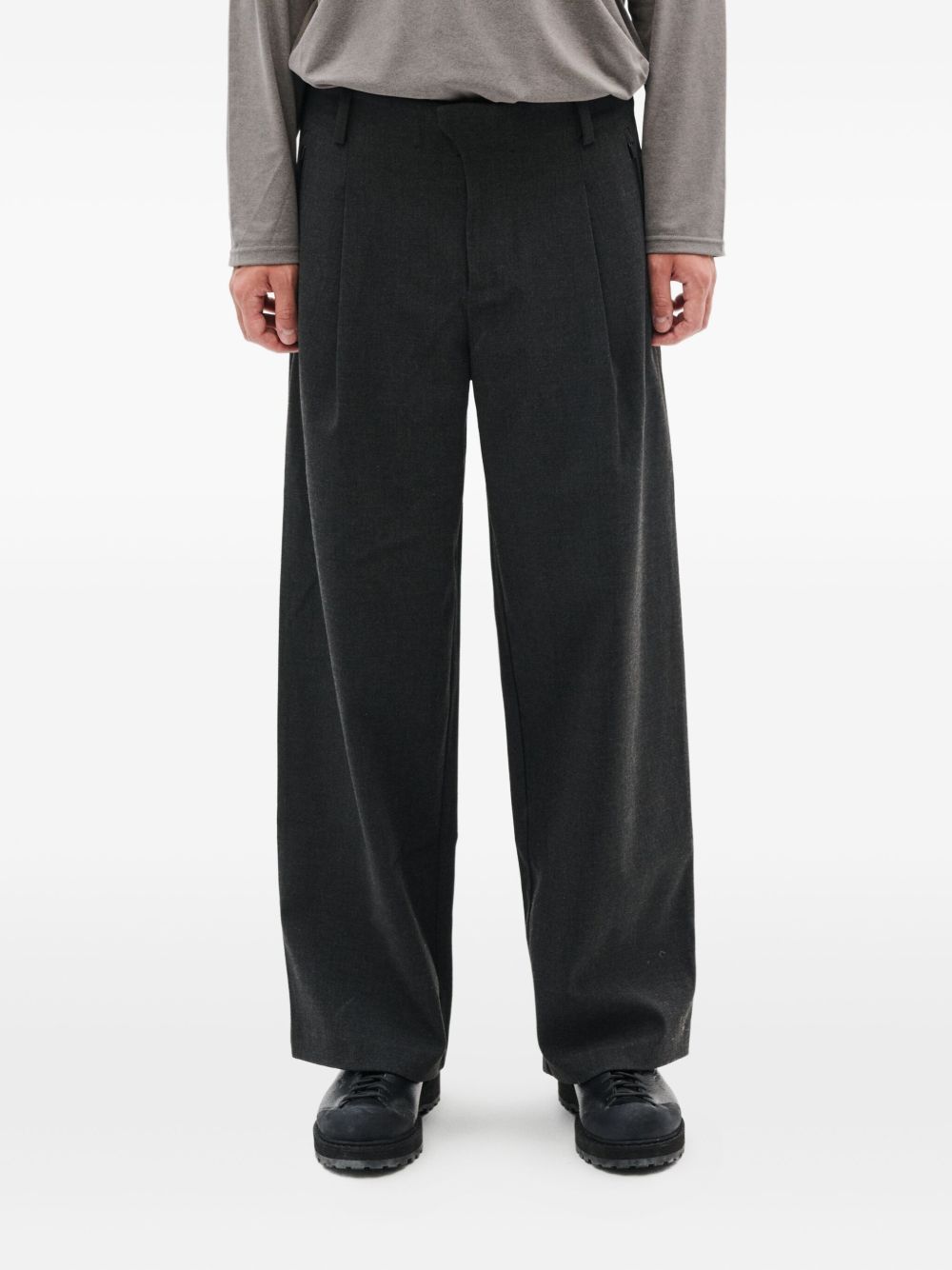 AW25201 DARK GREY