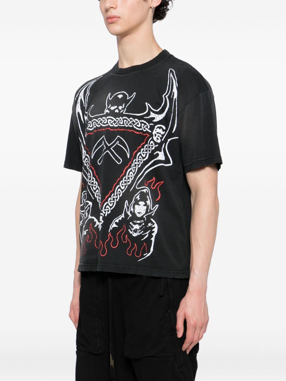 graphic-print T-shirt