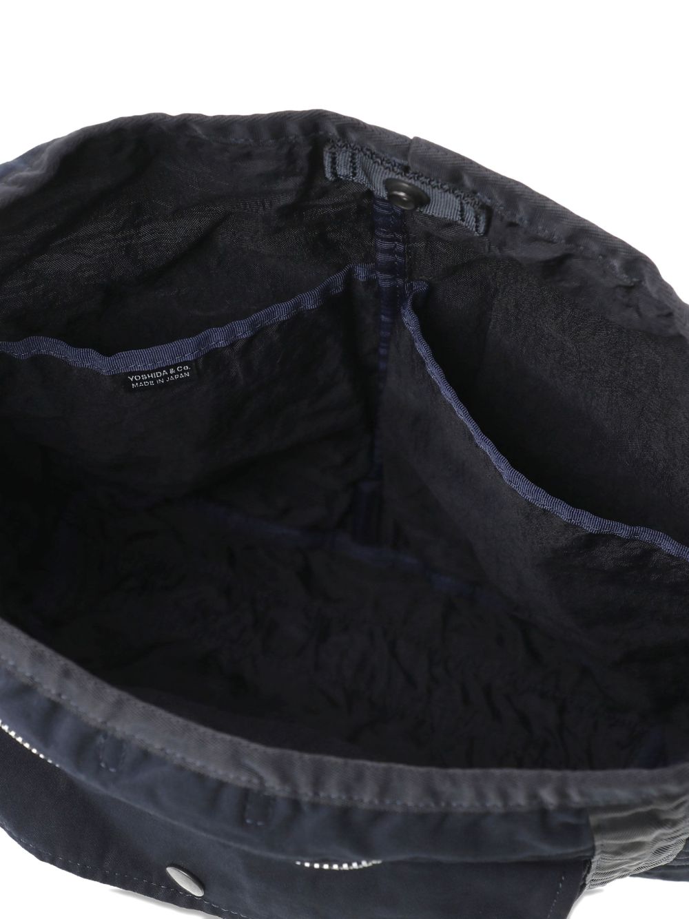 zip-pocket shoulder bag