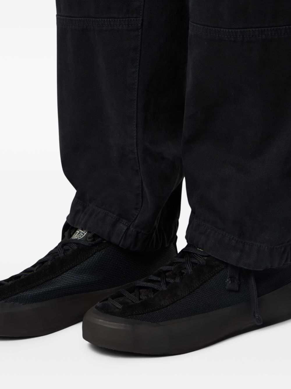 logo-patch trousers