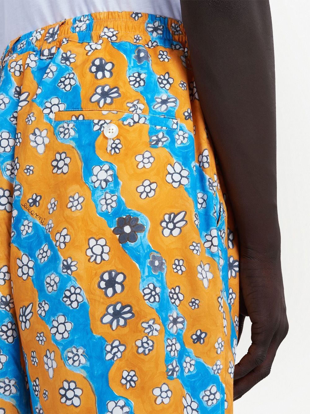 Wave Daisy-Print Shorts