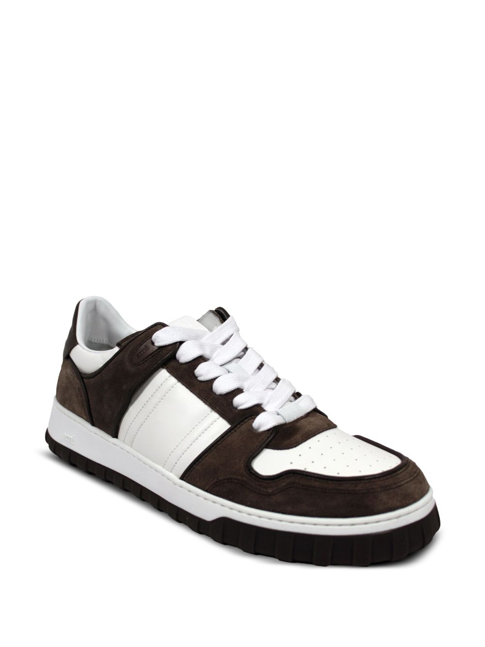 Walk sneakers