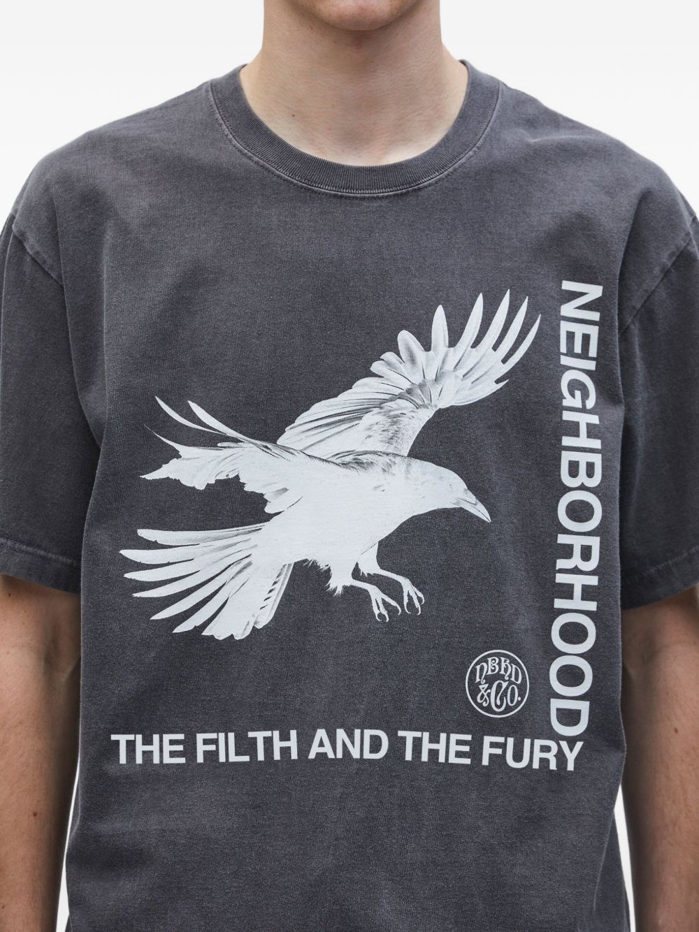 graphic-print T-shirt