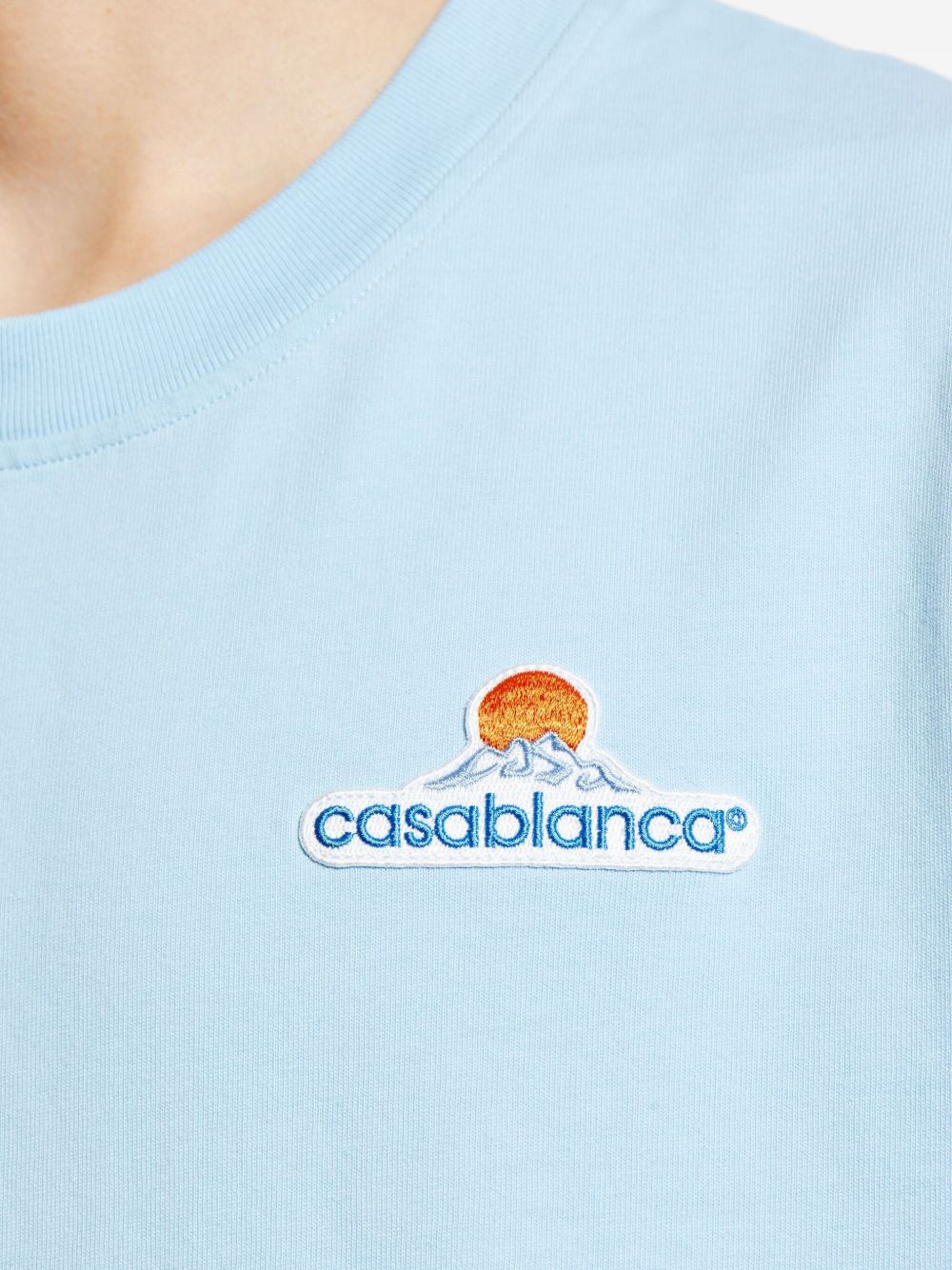 logo-embroidered t-shirt