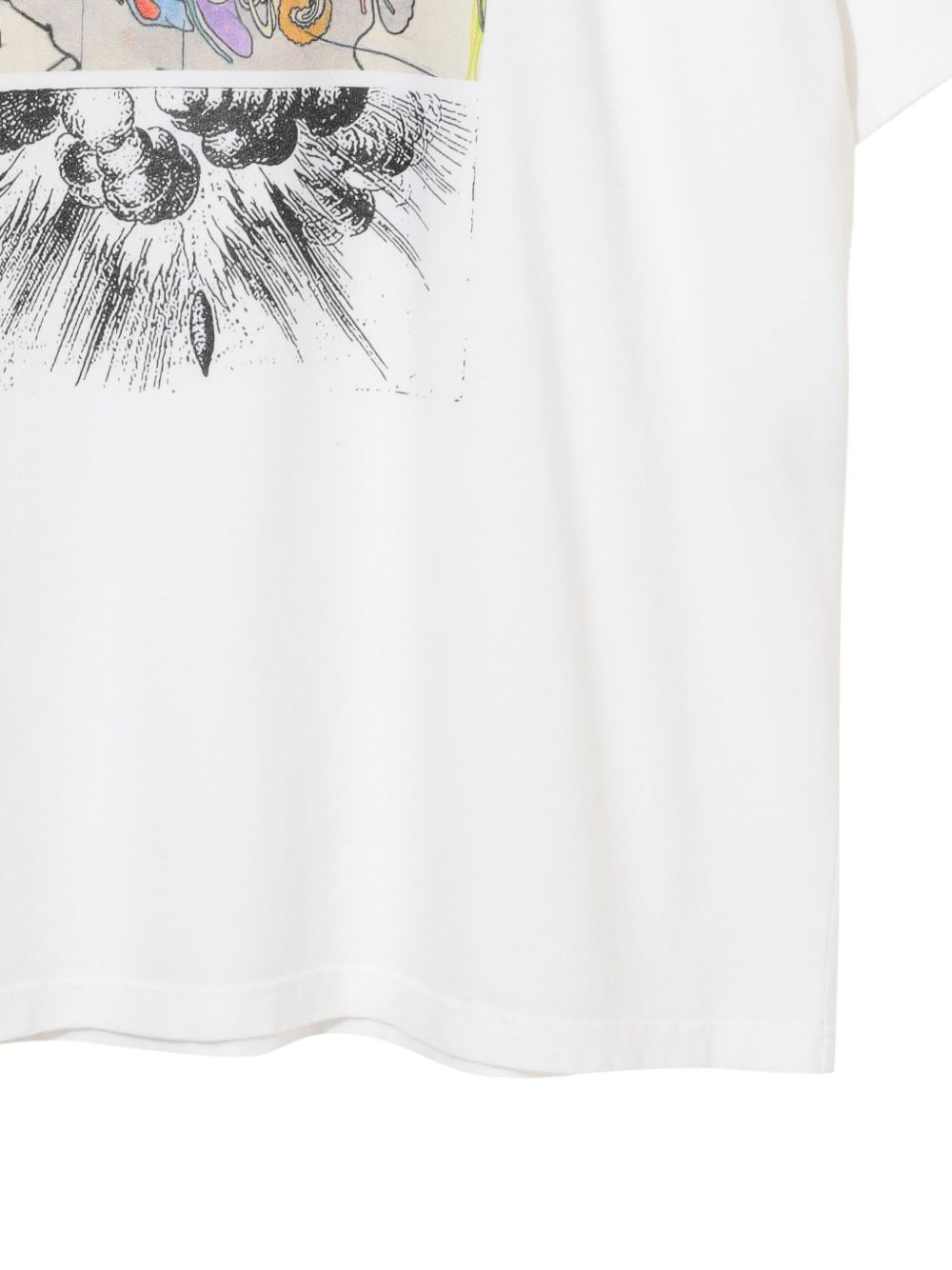 apple-print T-shirt