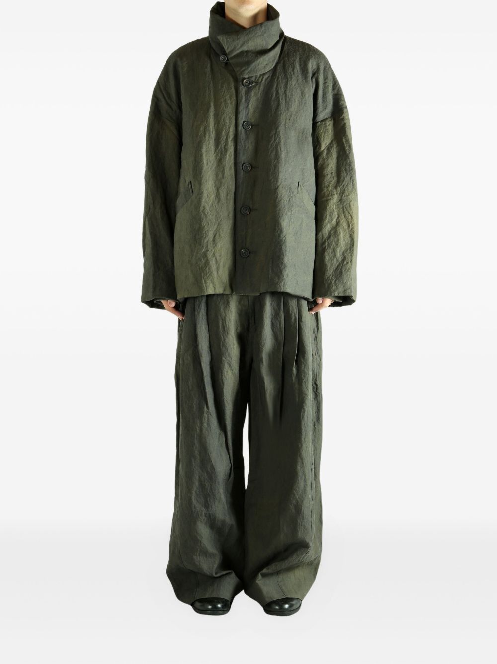 buttoned funnel-neck jacket