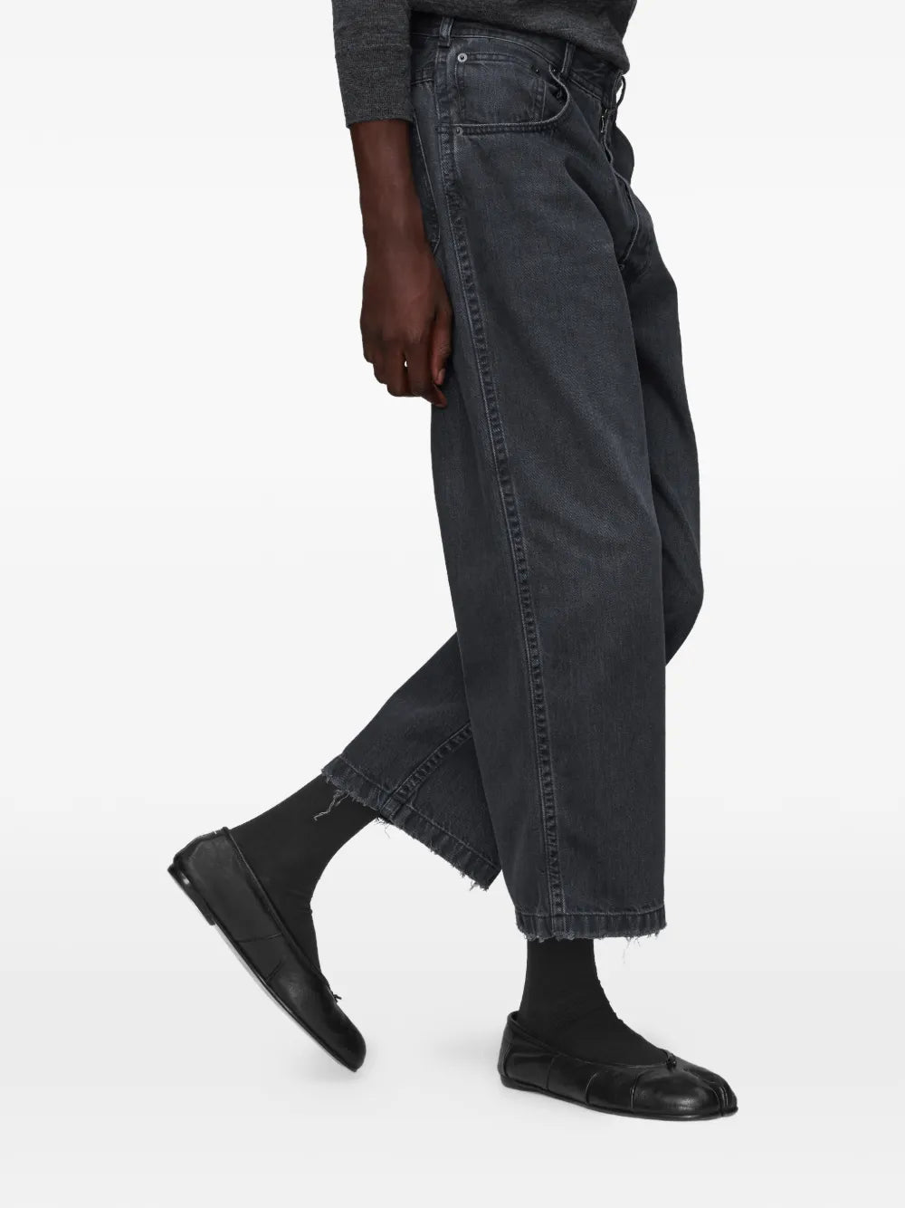 Frayed Cropped Trousers