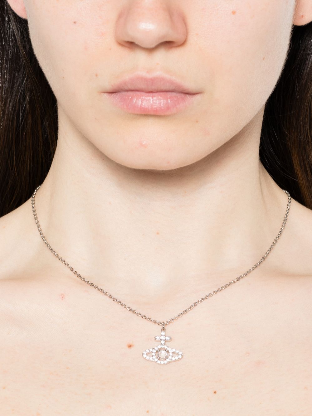 Olympia orb-pendant necklace