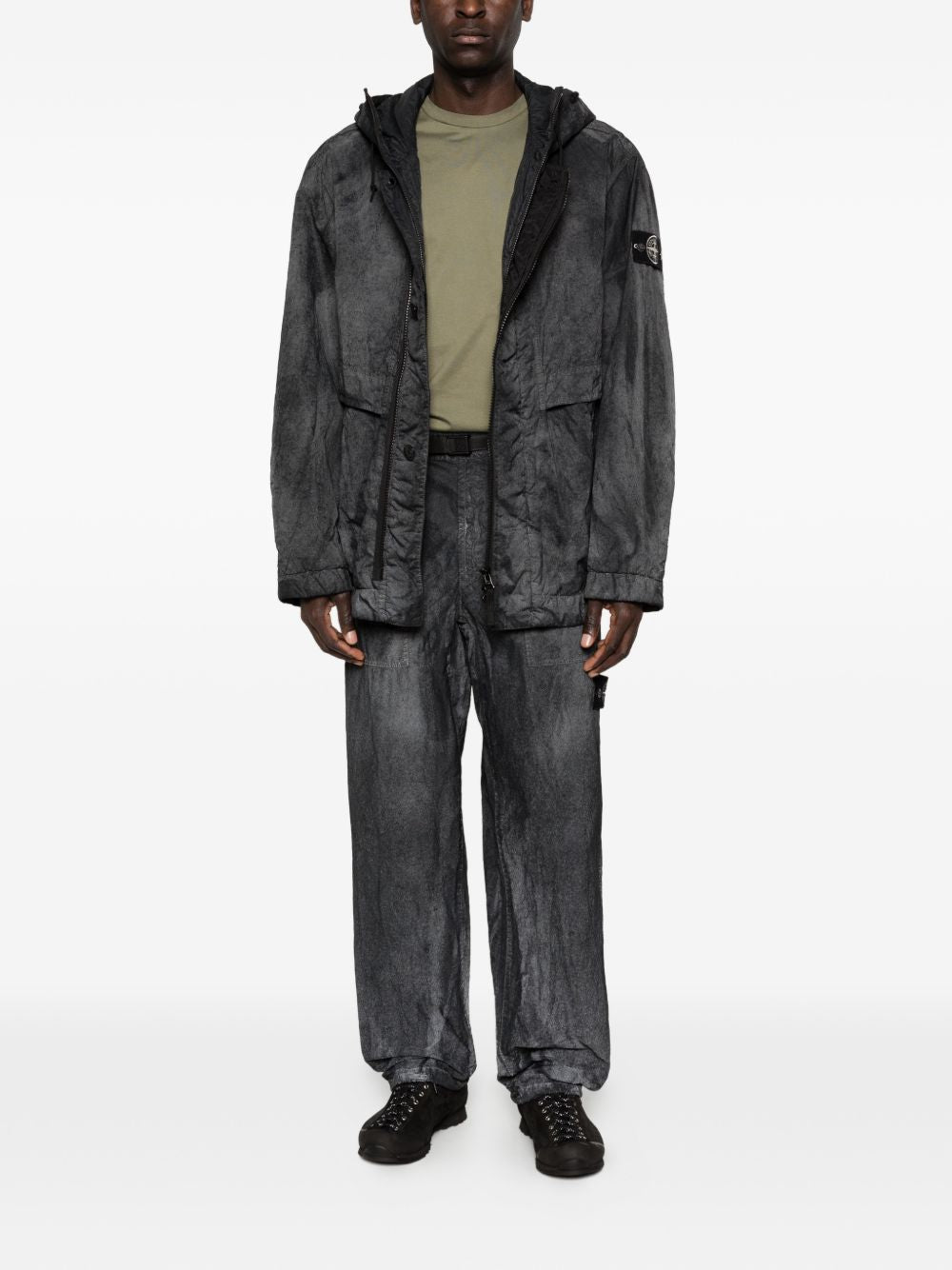 hand sprayed reflective trousers