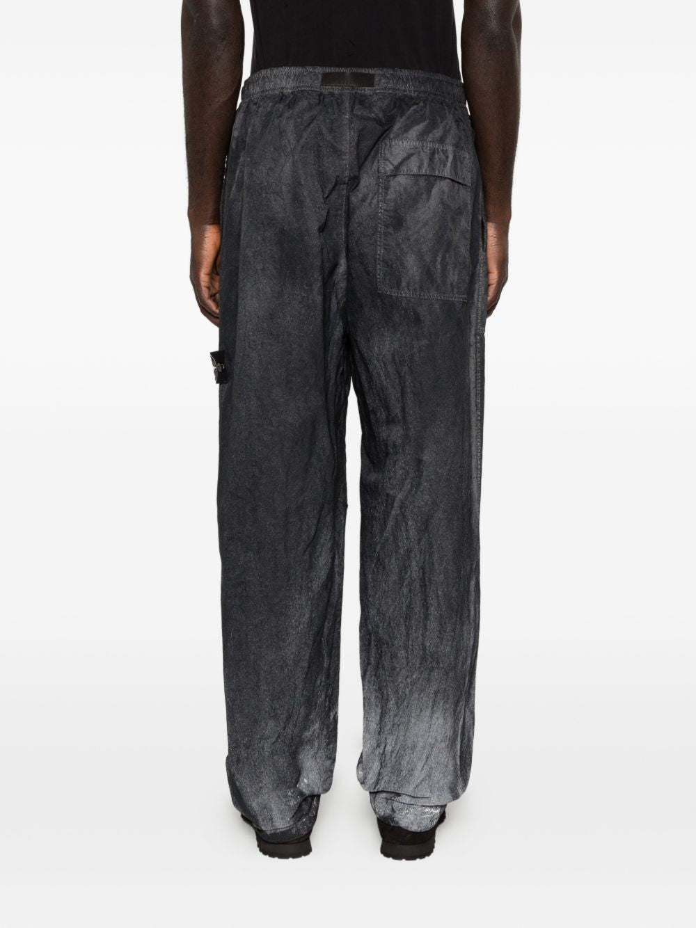 hand sprayed reflective trousers