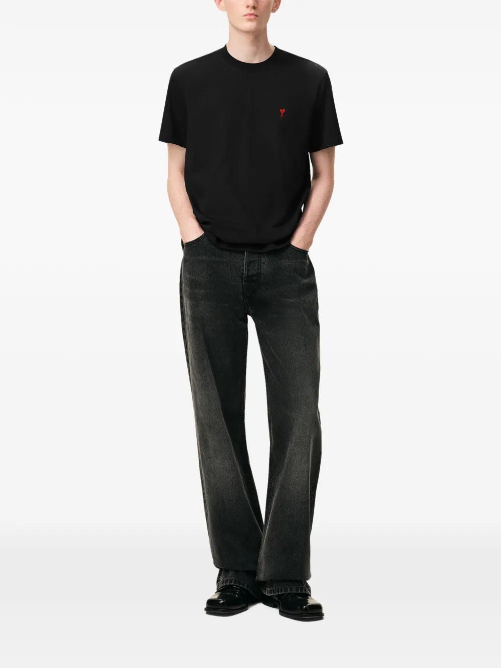 black T-shirt in cotton jersey with Ami de Coeur