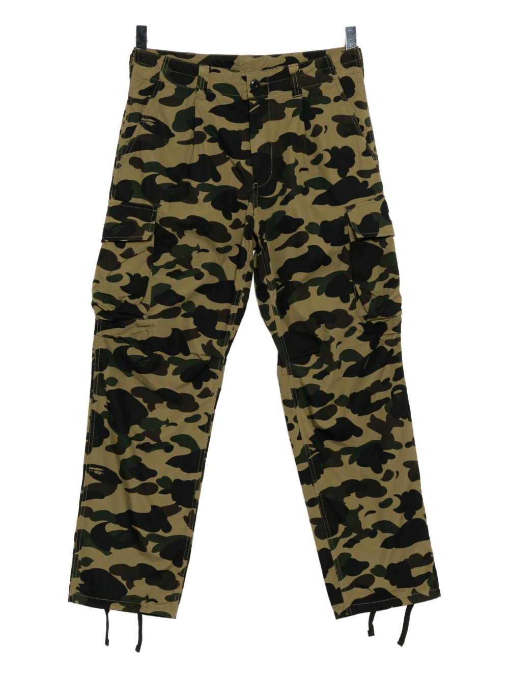camouflage-print trousers