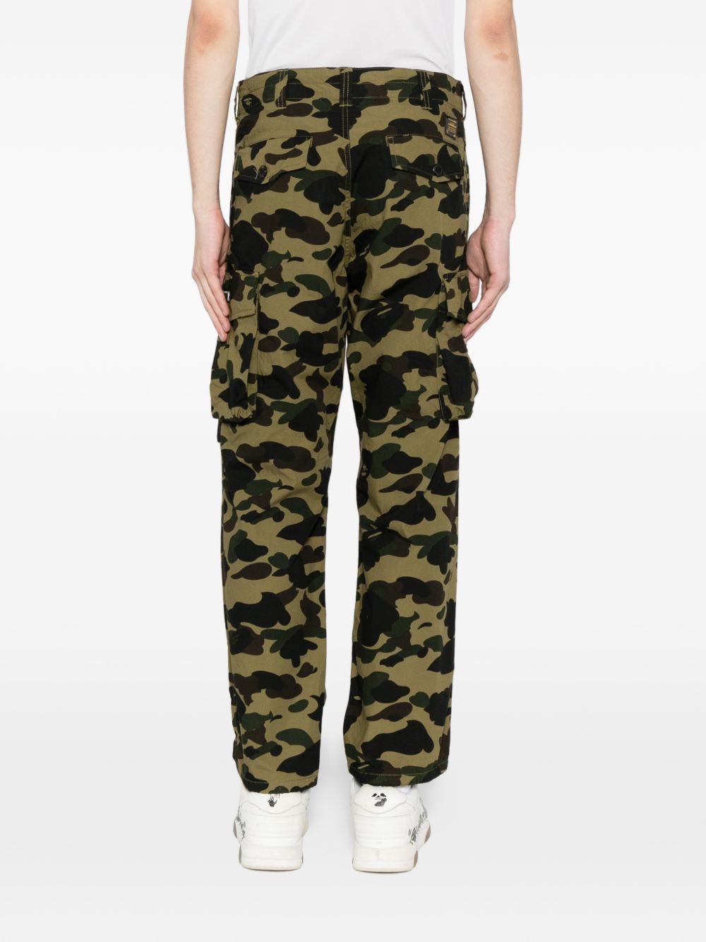 camouflage-print trousers