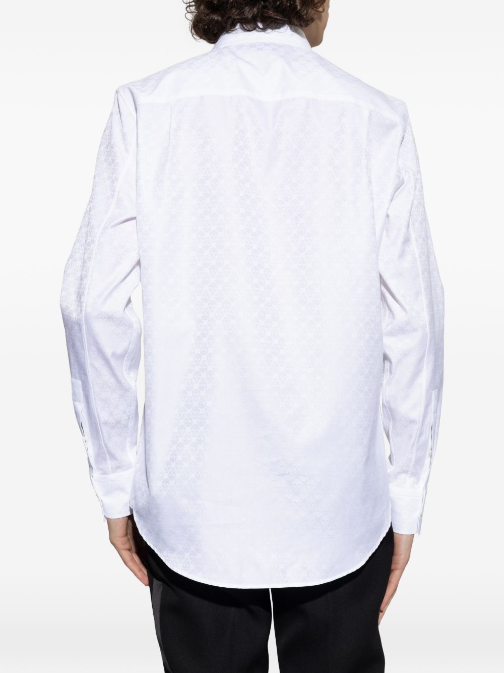 skull-print shirt