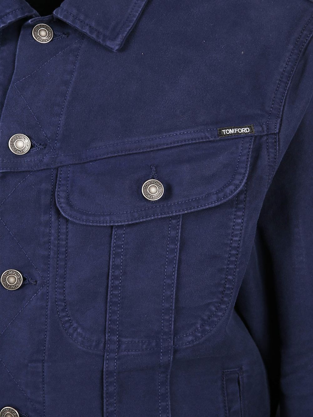 buttoned denim jacket