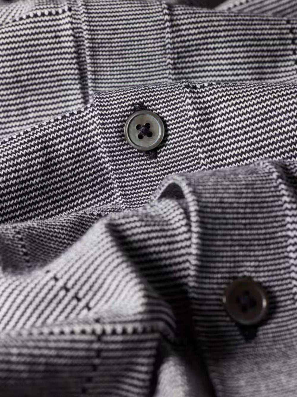 checked short-sleeve shirt
