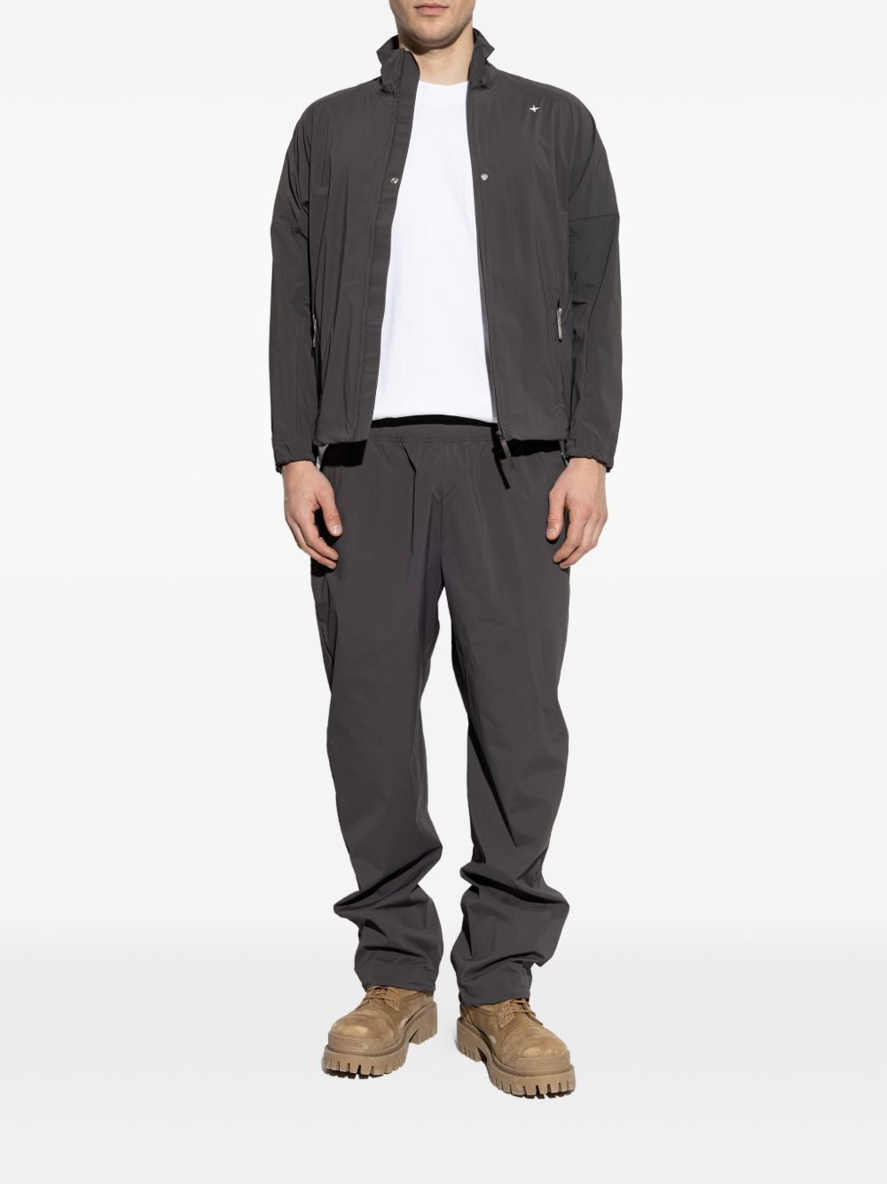 elasticated-waist trousers
