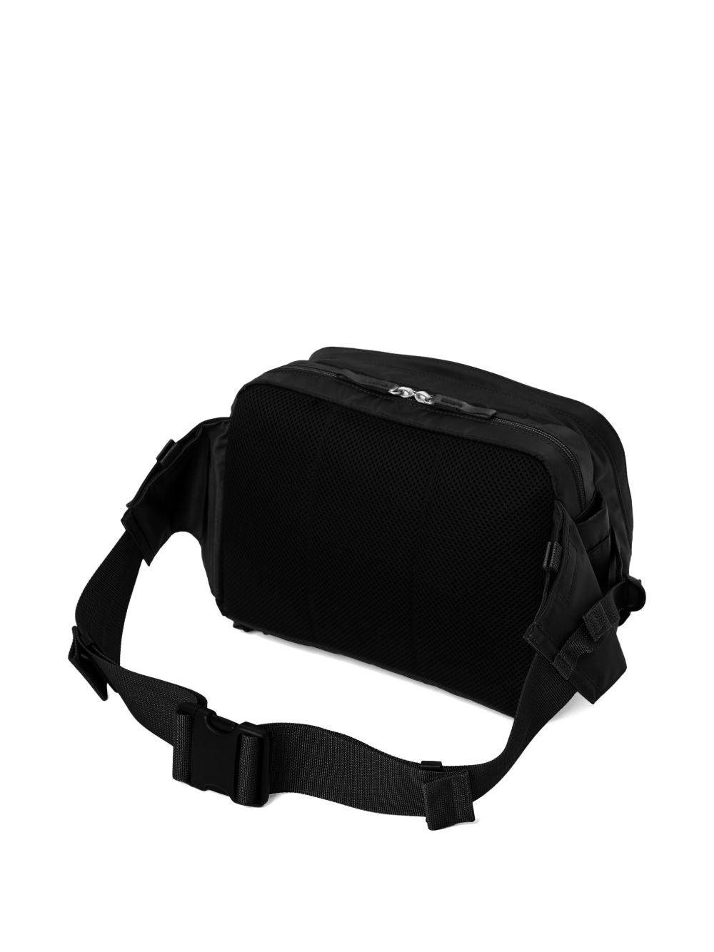 chain-detail shoulder bag