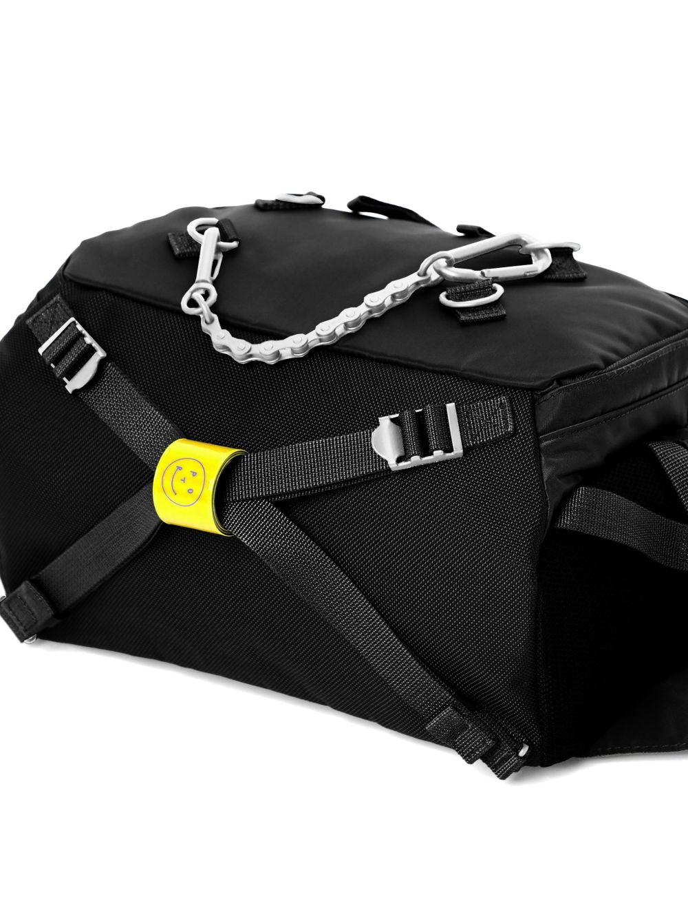 chain-detail shoulder bag