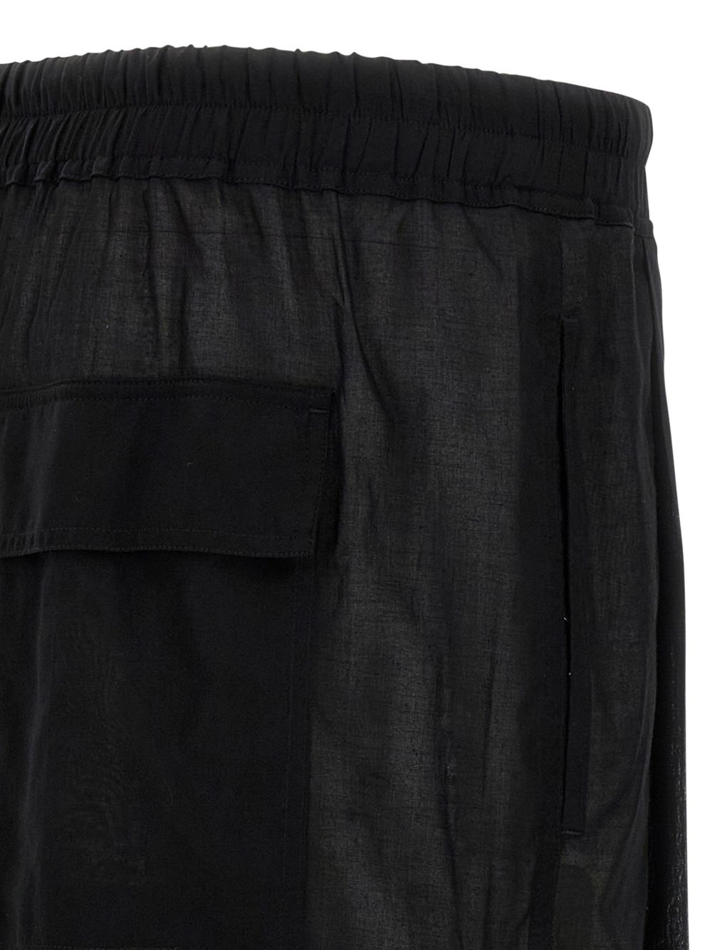 drawstring-waist shorts
