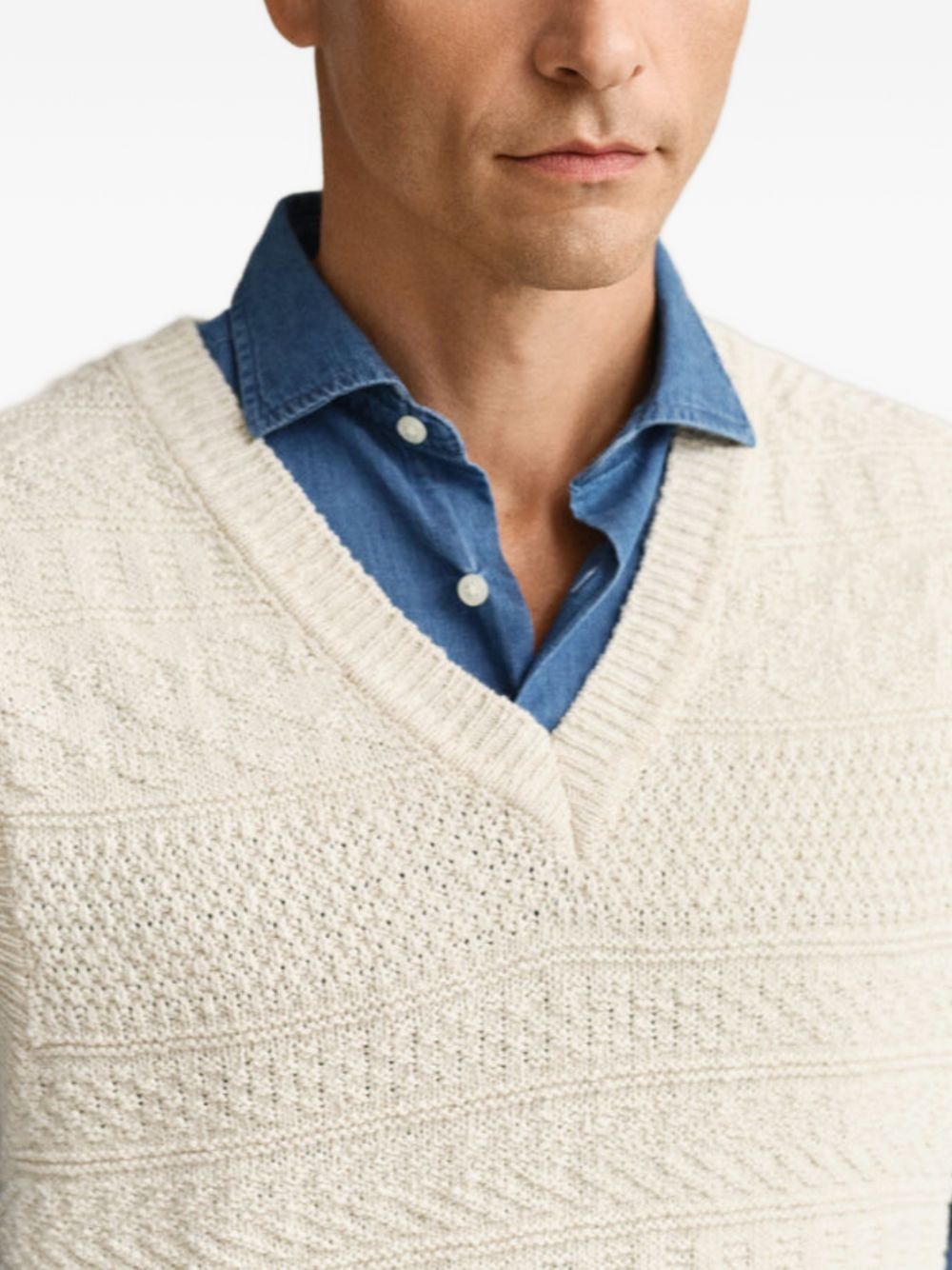 textured V-neck knit vest