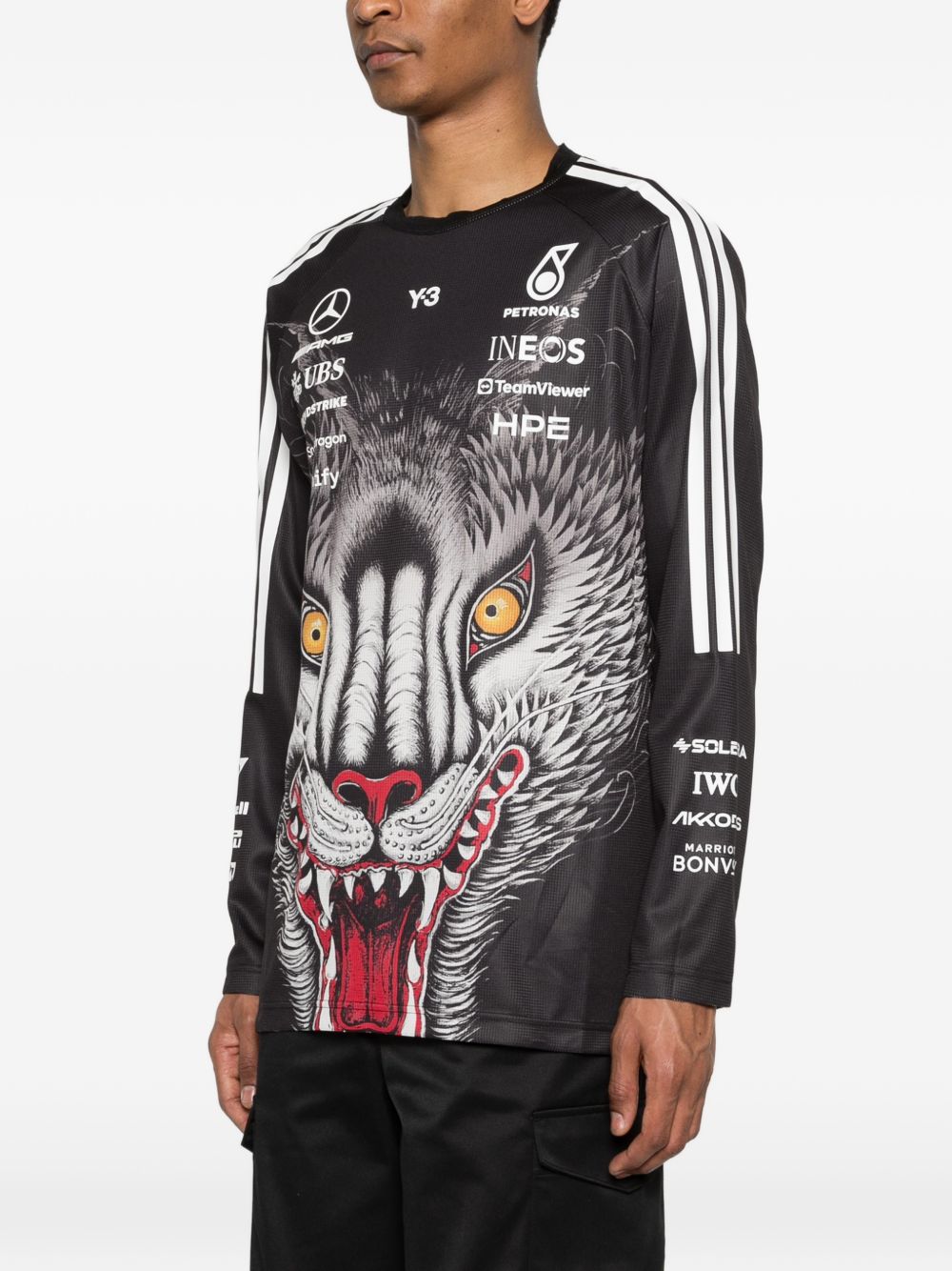 x Mercedes-AMG Petronas F1 printed striped top