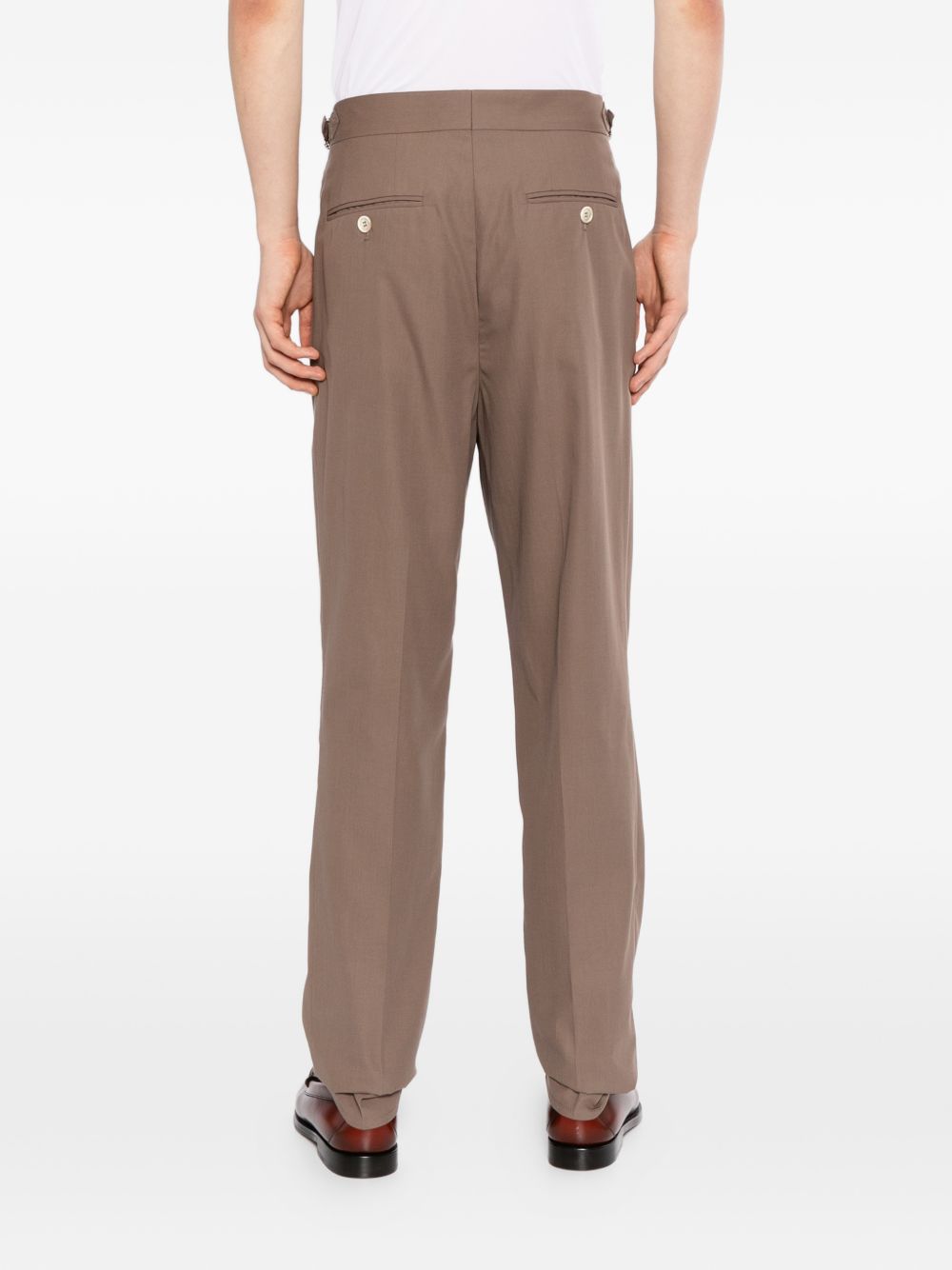 pleated trousers