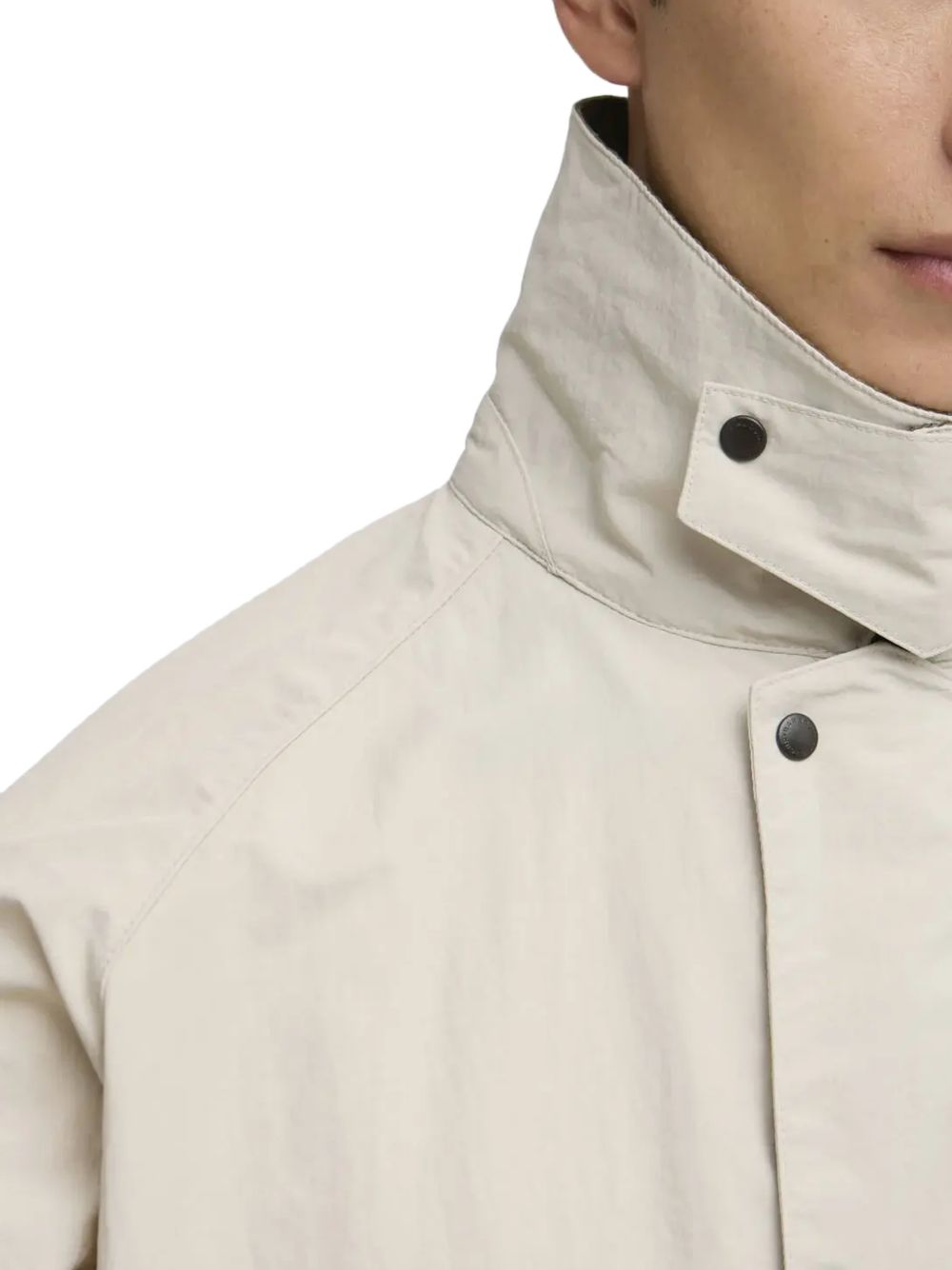 Transport button jacket
