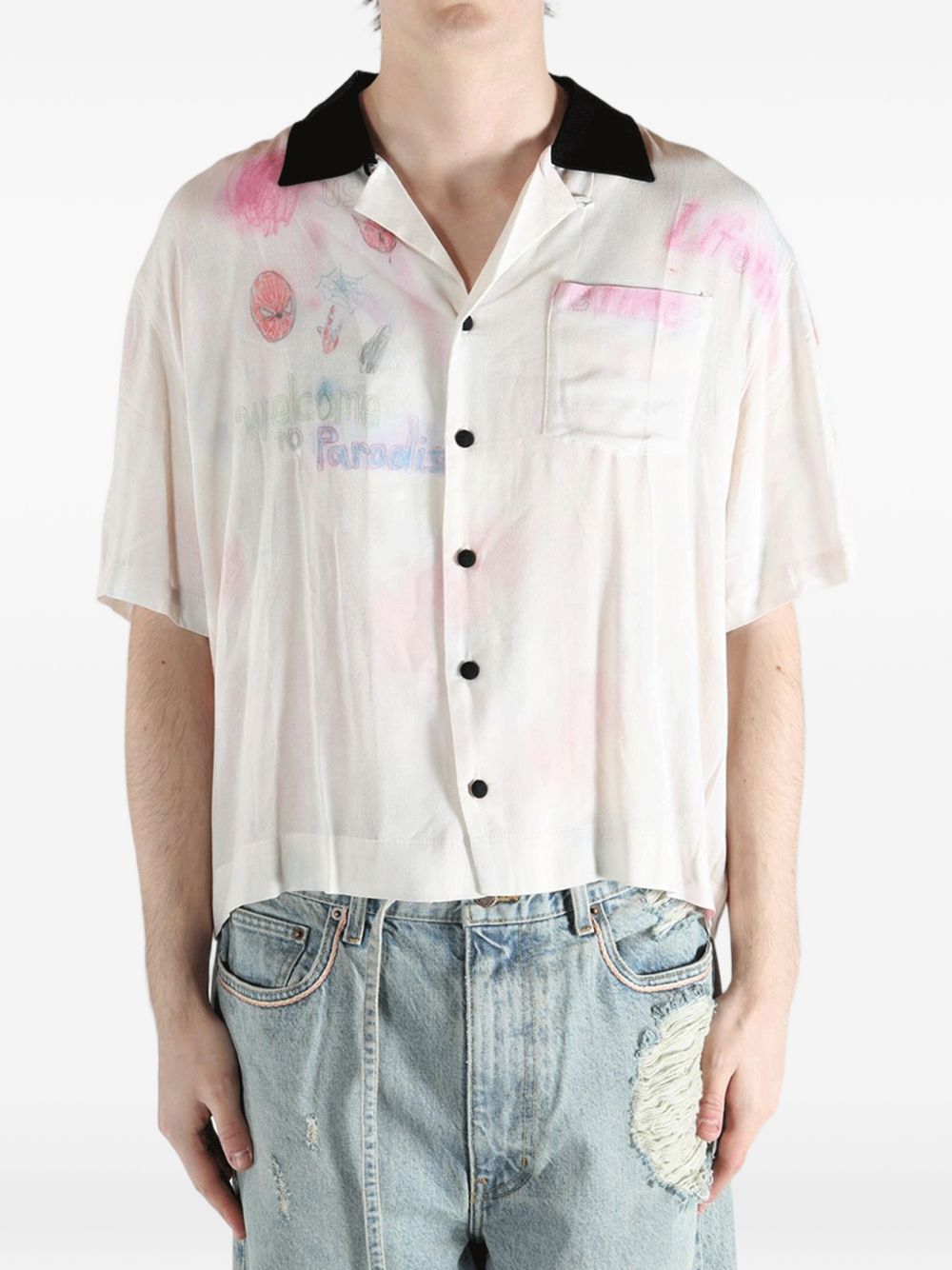 graphic-print shirt
