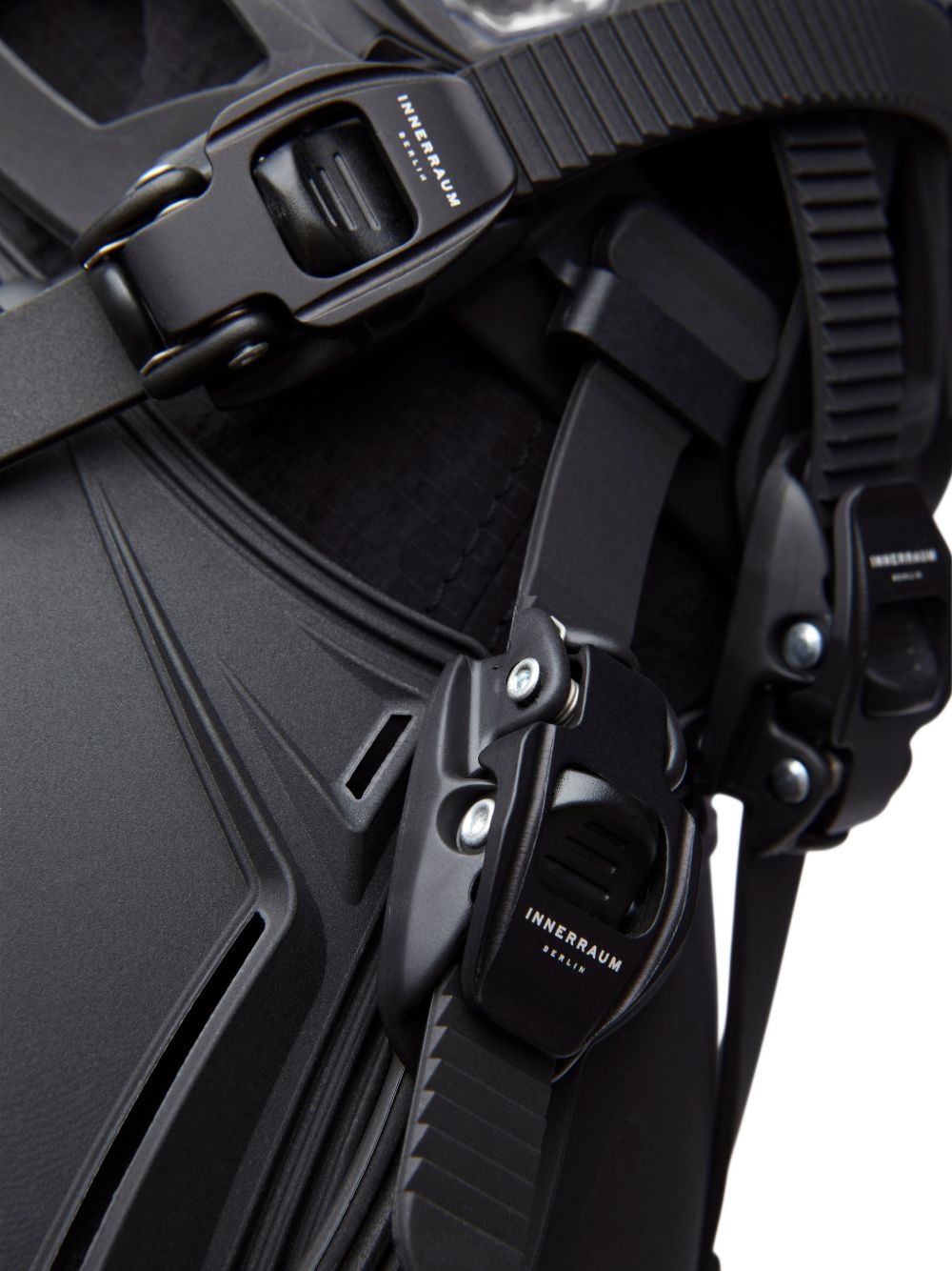 buckle-detail visor hat