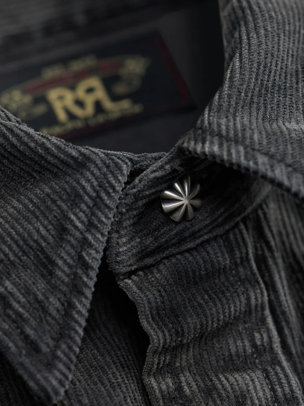 corduroy Western-style stitched yoke shirt