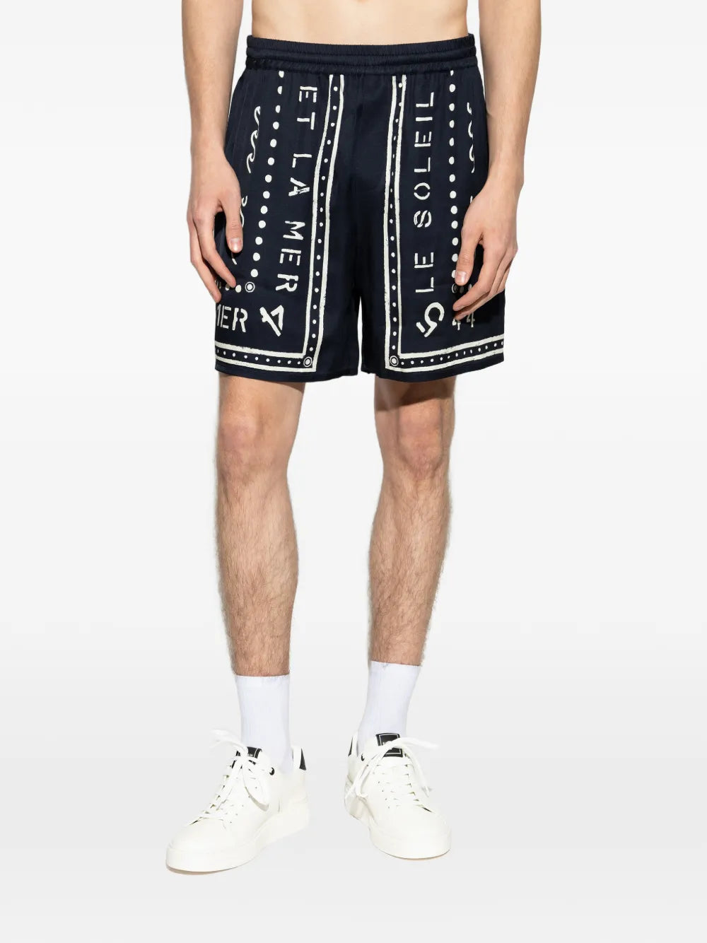 graphic-print shorts