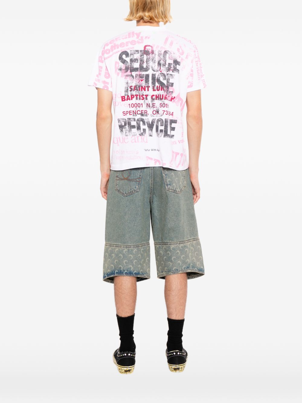 graphic-print T-shirt