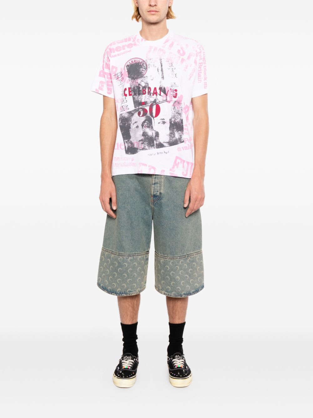graphic-print T-shirt
