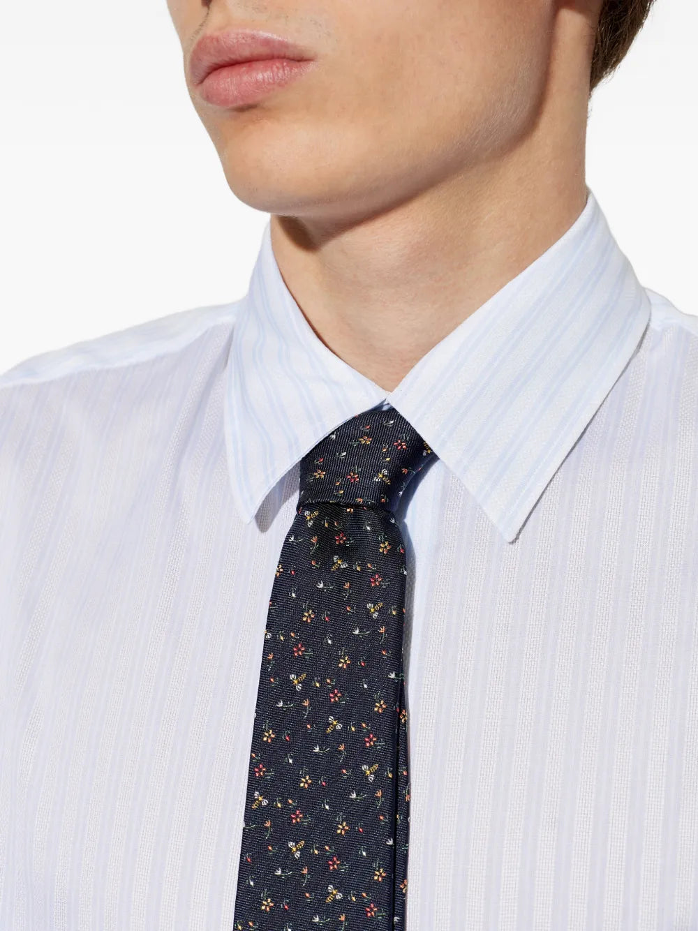 floral-print bee-pattern tie