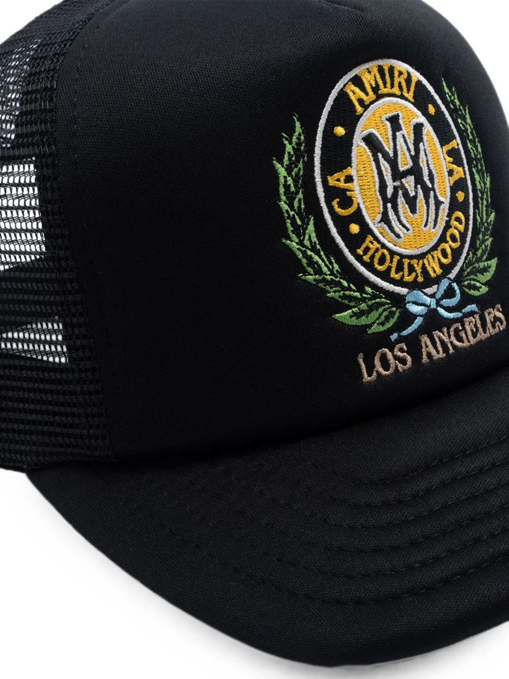 logo-embroidered mesh-panel trucker hat