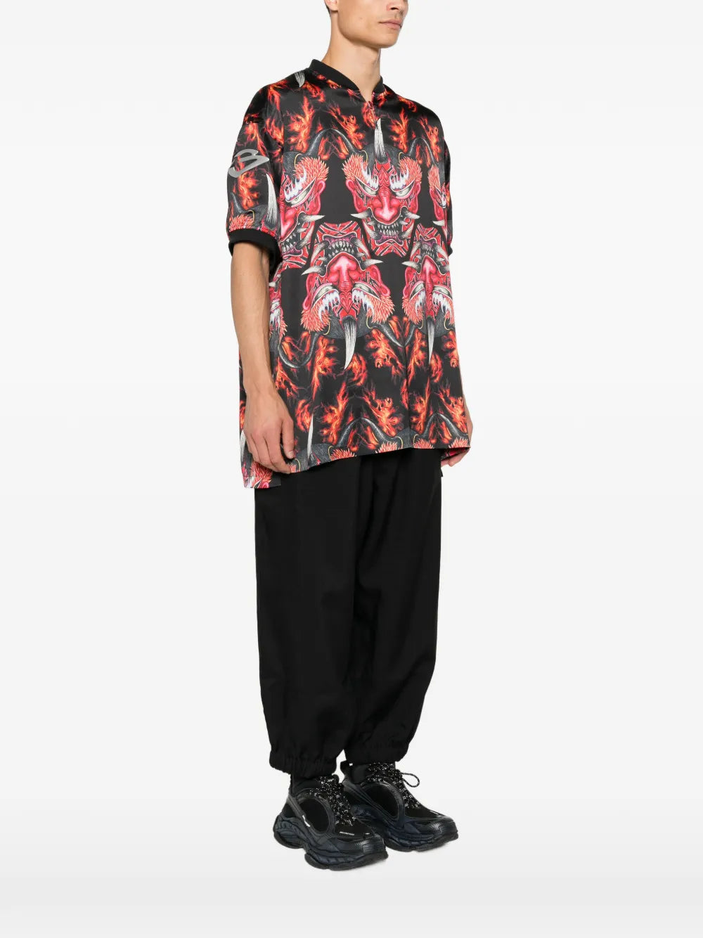 graphic-print short-sleeve top