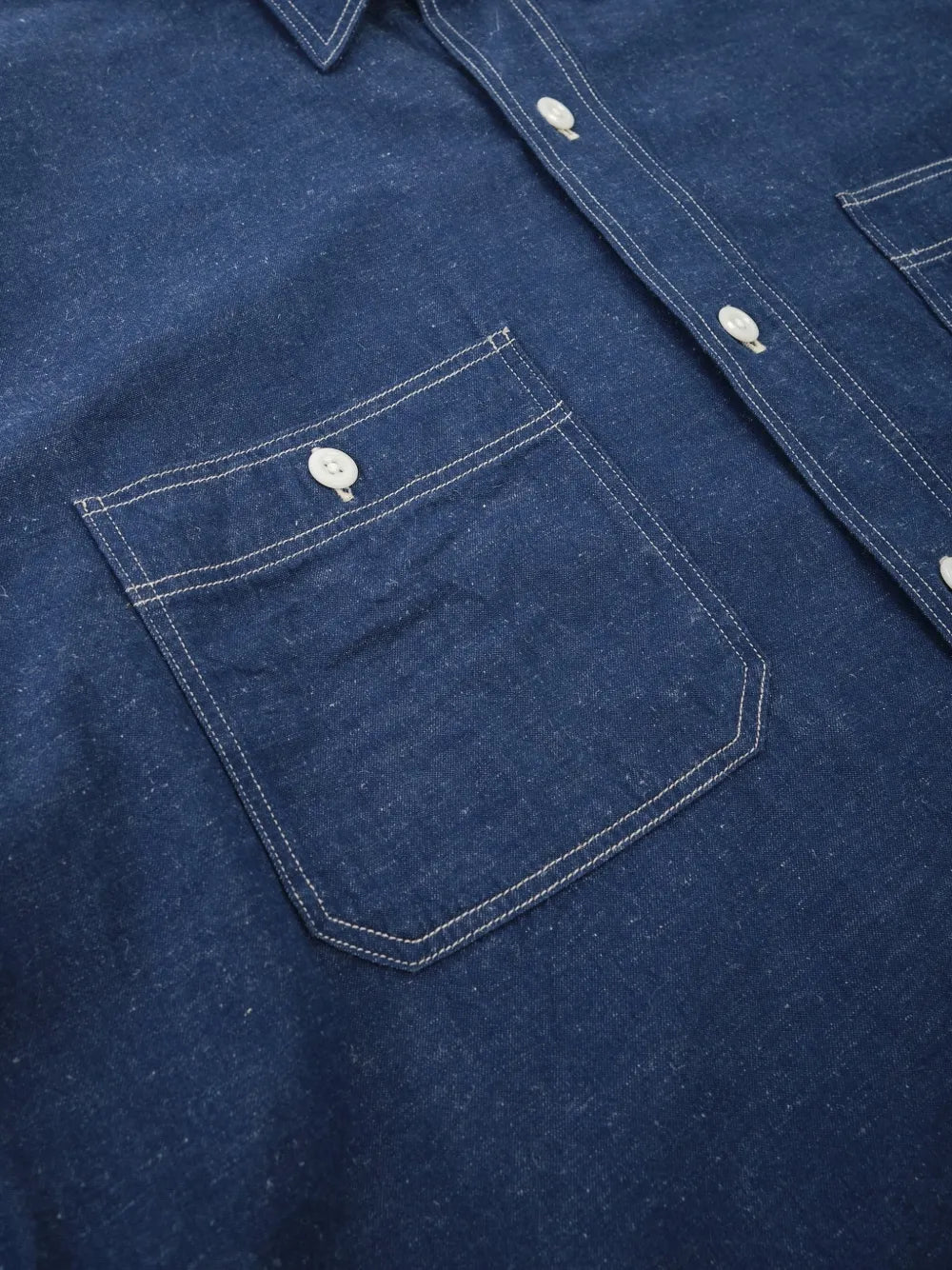 contrast-stitch chest-pockets shirt