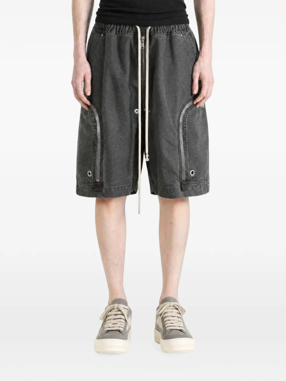 Bauhaus drawstring-waist cargo shorts