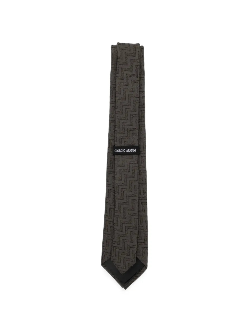chevron-pattern tie