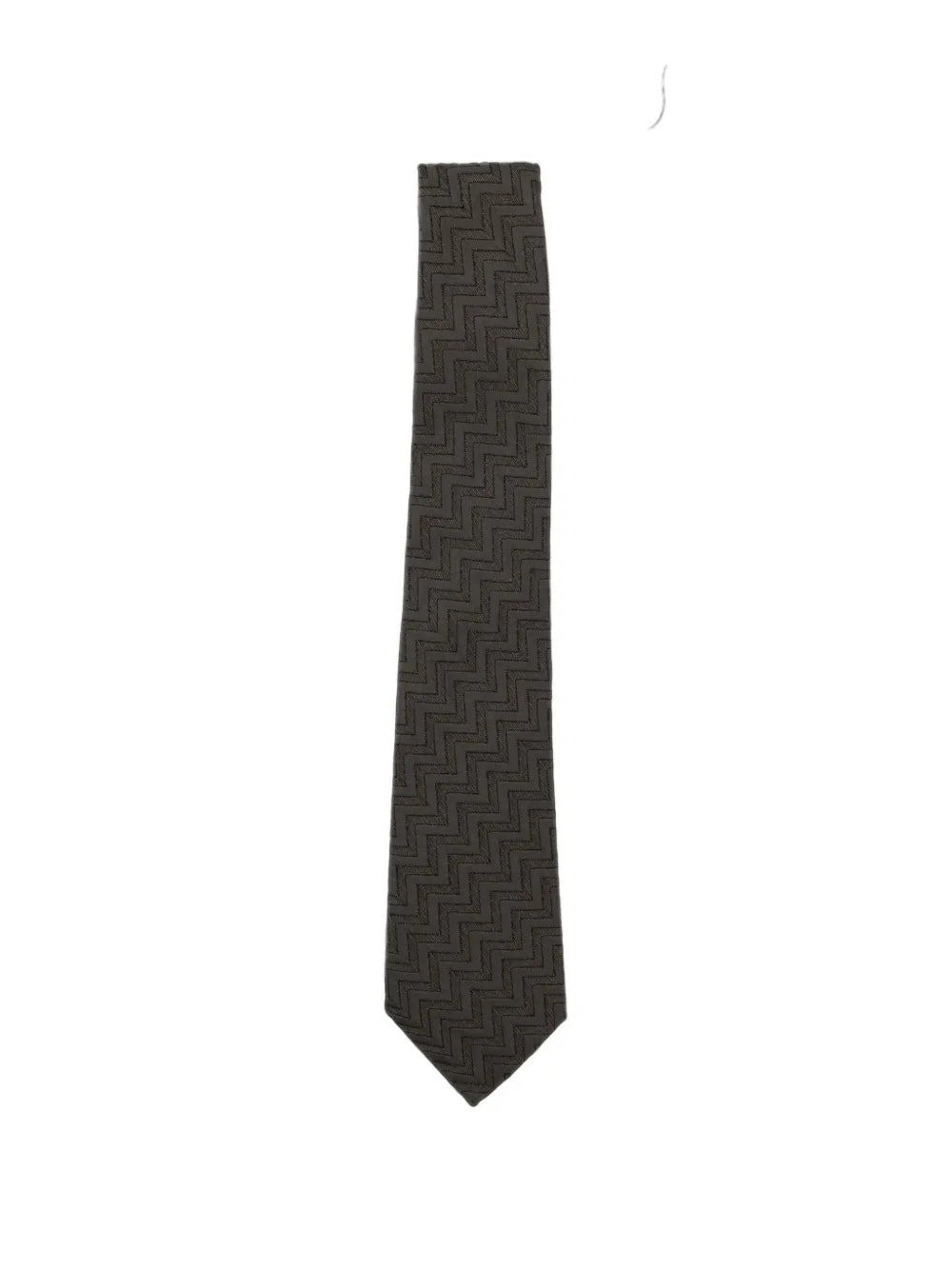 chevron-pattern tie