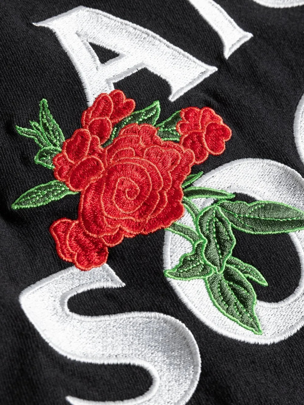 embroidered Rose Kkotch T-shirt